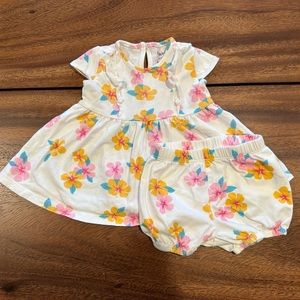 🌺3 for $10🌺 Pekkle Dress and Bloomers
